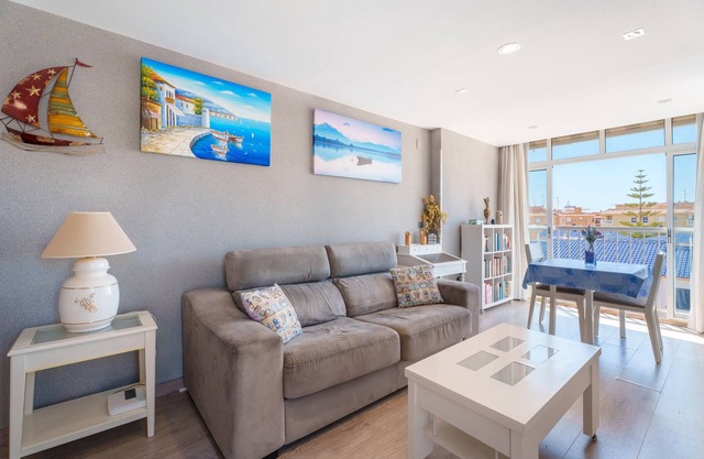 Apartment 'Segrelles' with Wi-Fi and Air Conditioning