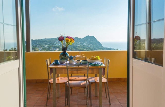 Apartment-Executive-Ensuite with Bath-Sea view