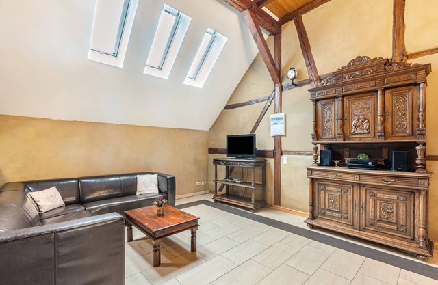 Apartment 'Ferienwohnung Nr 6 Eiche' with Shared Garden and Wi-Fi