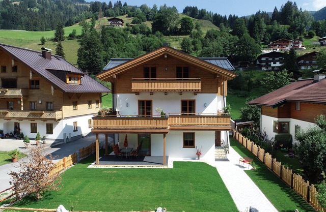 "Apartment Glemmtal" with infrared cabin in the holiday house Neureiter 6-8 people