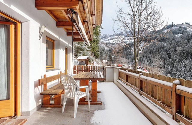 Apartment 'Heinzenhof 1' with Mountain View, Private Terrace and Wi-Fi