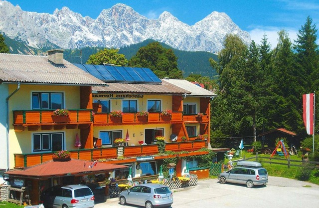 Apartment in Vorberg near Dachstein Glacier