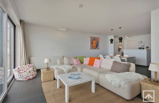 Apartment in Blankenberg with Sea Views