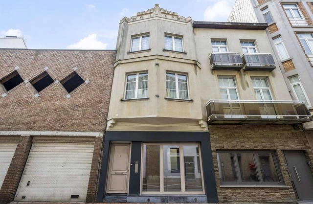 Apartment in Blankenberge near Sea Dyke