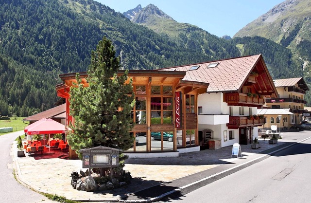 Apartment in Huben near Sölden Ski Bus