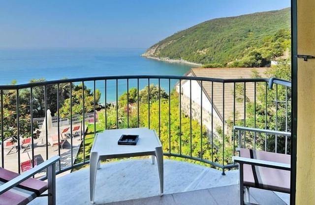 Apartment in Mongelia with garage