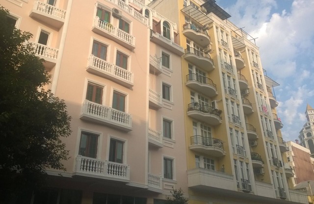 Apartment in Old Batumi, Boulevard, sea.