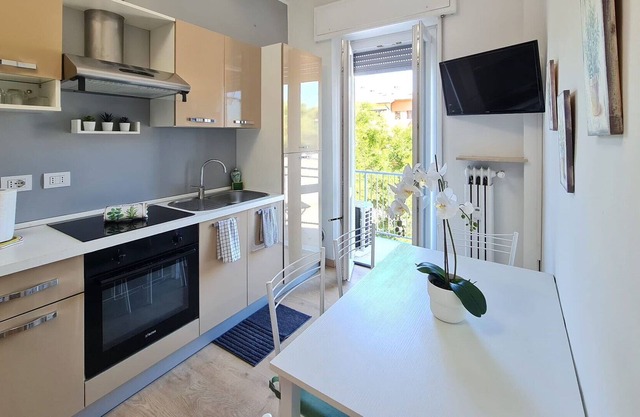 Apartment in Pavia with 1 bedrooms sleeps 3