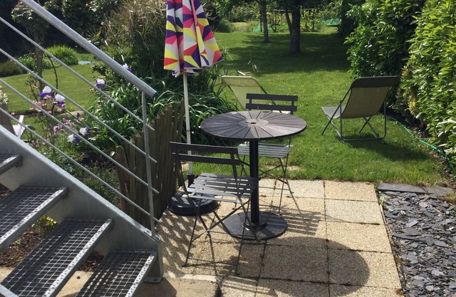 Apartment in the countryside between Quimper and Beaches