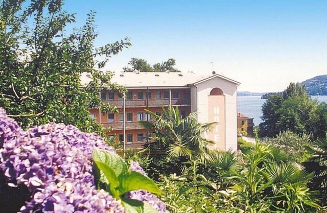 Apartment in Verbania near horseback riding