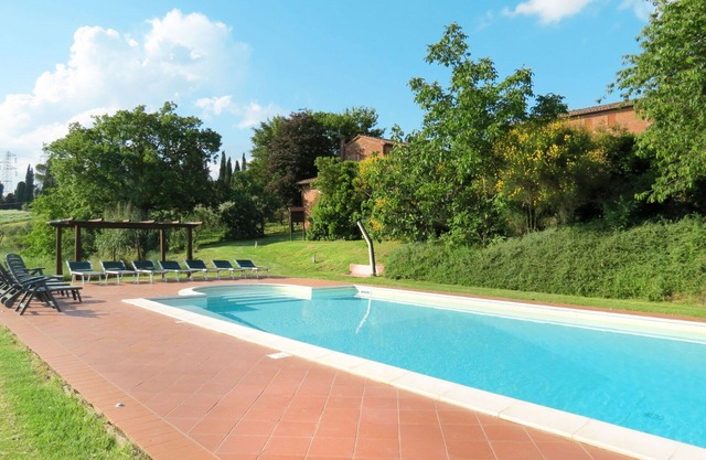 Apartment in villa with A/C, hot tub, WIFI, private pool, TV, patio, panoramic view, parking