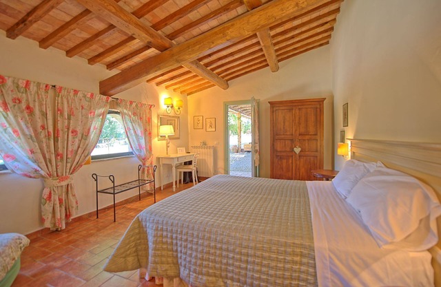 Apartment in Farmhouse with Pool - Tuscany - Chianti - Florence