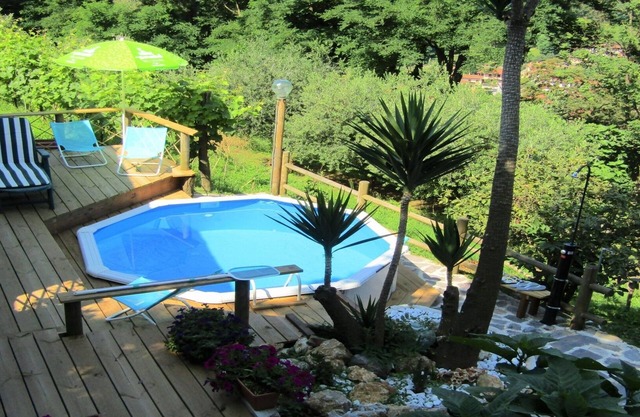 Apartment with private pool and sea view in the hills.