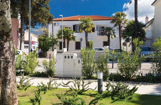 Apartment Ivona with Seaview