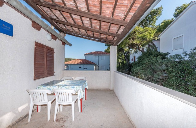 Apartment Lidija (24611-A1) - Tisno - island Murter