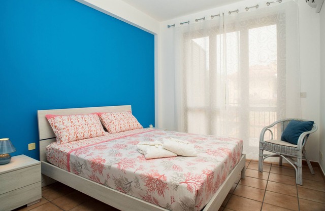 Apartment 'La Casa Di Terry' with Balcony and Air Conditioning
