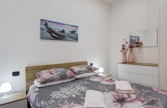 Apartment "La Corte sul Lago" with Lake View & Terrace