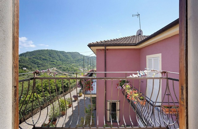 Apartment 'La Torre' with Mountain View, Private Terrace and Wi-Fi