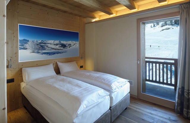 Apartment 'Larice' with Mountain View, Shared Garden and Wi-Fi