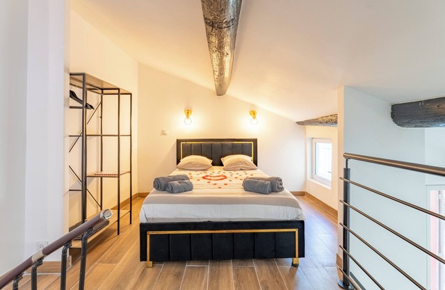 Apartment 'Le Balnéo' with Wi-Fi and Air Conditioning