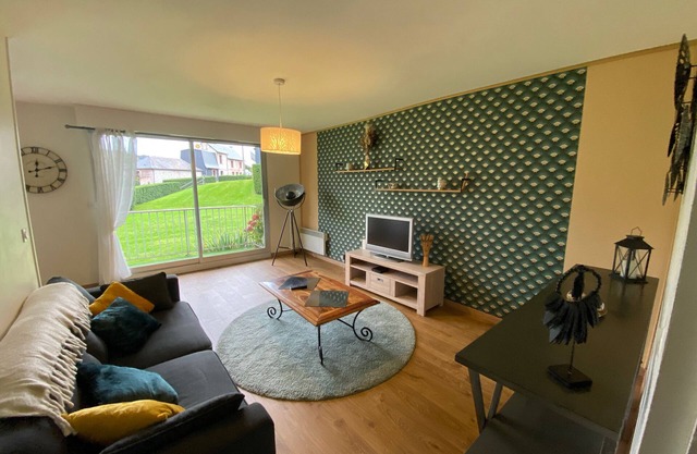 Apartment 'Le Lodge D Angèle' with Balcony and Wi-Fi