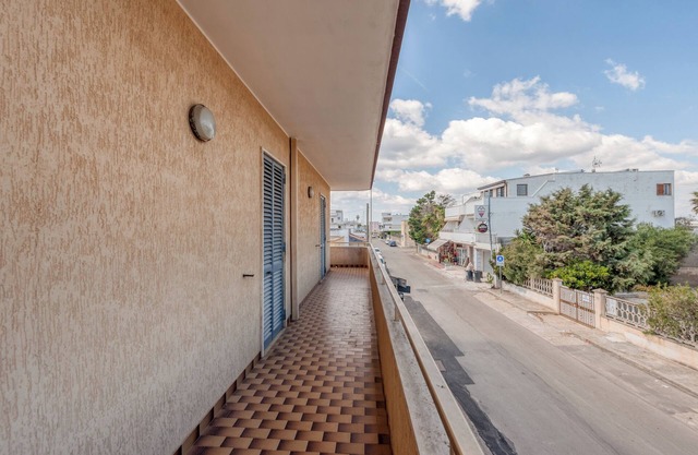 Apartment 'Lucia' with Sea View, Private Terrace and Air Conditioning