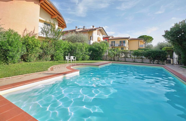 Apartment 'Madonnina In Lazise' with Shared Pool, Wi-Fi and Air Conditioning