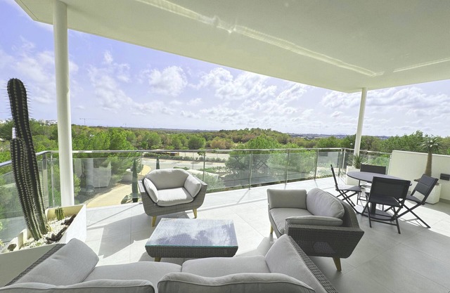 Apartment 'Madreselva 9' with Sea View, Wi-Fi and Air Conditioning