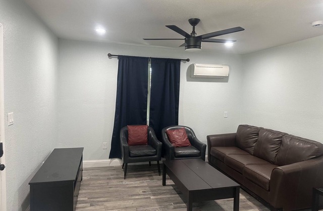 Apartment Miraflores by UCD Med Center
