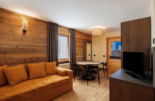 Apartment 'Monte Vago' with Mountain View, Shared Garden and Wi-Fi