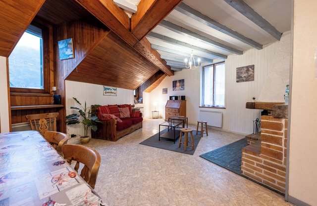 Apartment 'Nature Summer and Ski Winter' with Wi-Fi
