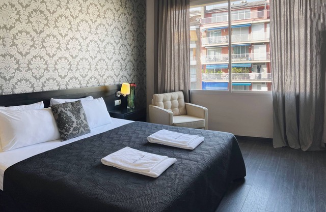 Apartment near Pedralbes Park, Les Corts