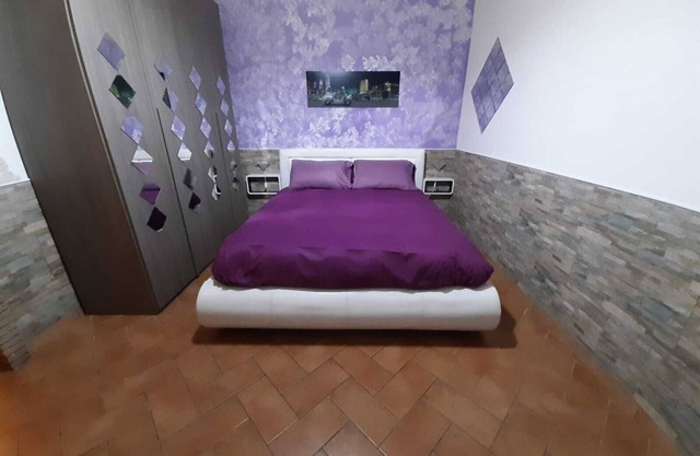 Apartment near the port, private parking space, self check-in