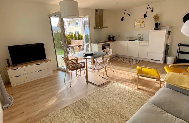 Apartment near the beach, 75sqm, 2 separate bedrooms, terrace