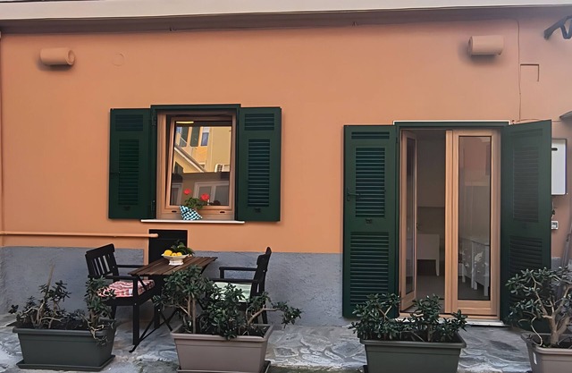 Apartment 'Nonna Gina' with Air Conditioning