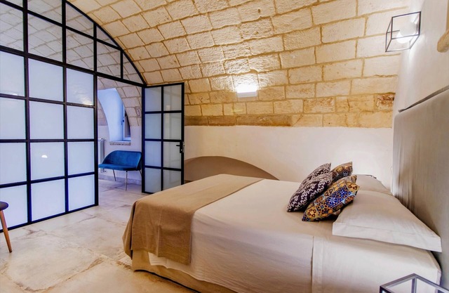 Apartment 'Oikia Giuggianello Le Bey Norma' in Puglia with Wi-Fi, A/C & Shared Garden