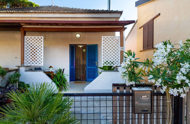 Apartment 'Perla Marina' with Garden & Terrace