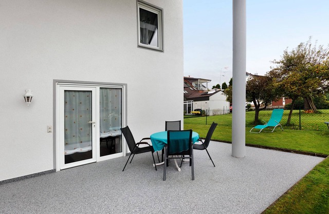 Apartment 'Preiser' with Private Terrace, Private Garden and Wi-Fi