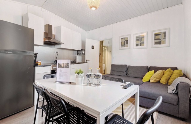 Apartment 'Prestigegoldresidence 2 - Old Town' with Balcony, Wi-Fi and Air Conditioning