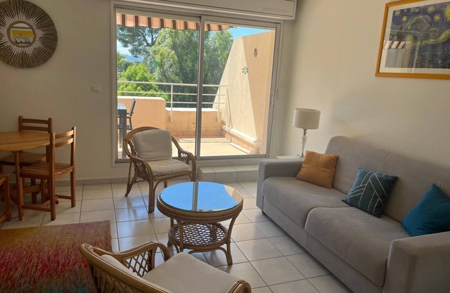 Apartment quiet near beach