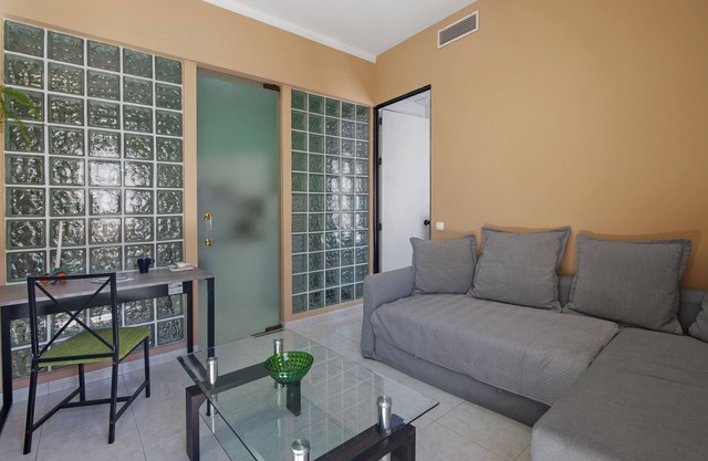 Apartment 'Ria Formosa' with Wi-Fi and Air Conditioning