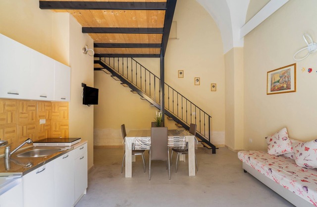 Apartment 'Simone' with Wi-Fi and Air Conditioning