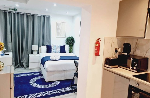 Apartment - Sleeps 2 & Free Parking