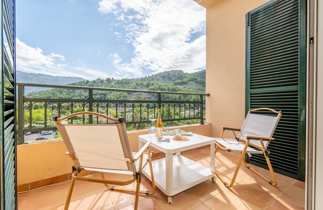 Apartment 'Soller Beach' with Balcony and Wi-Fi