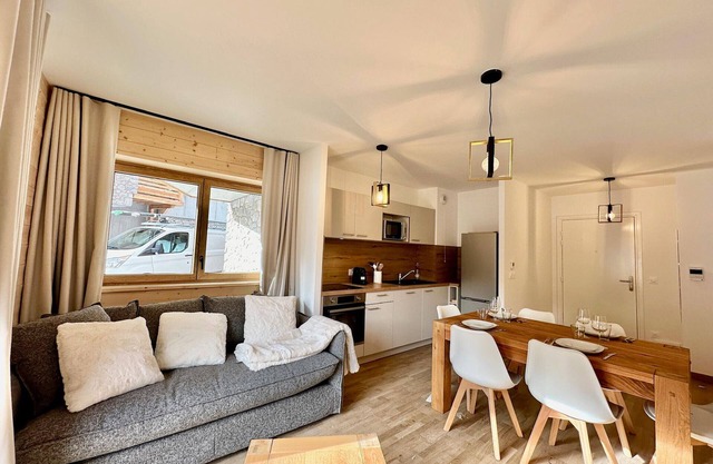 Apartment Vars, 2 bedrooms, 4 persons