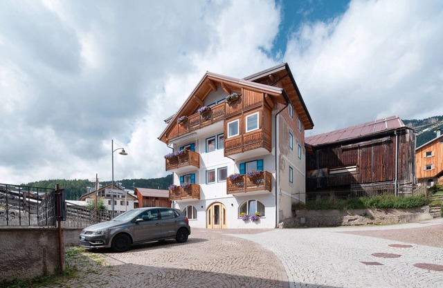 Apartment 'Vich' with Mountain View, Balcony and Wi-Fi