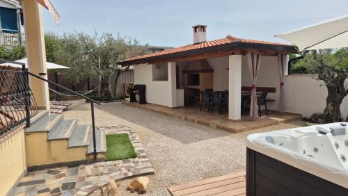 Apartment Vinja Poreč - privat garden - whirlpool