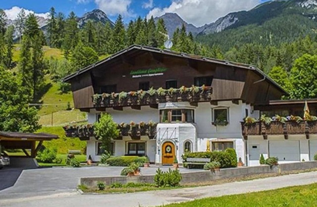 Apartment W3 Haus Ganghofer with Mountian View, Shared Terrace & Wi-Fi