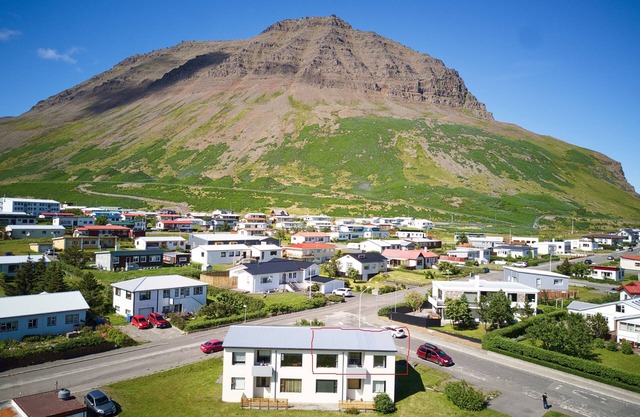 Apartment with amazing mountain view