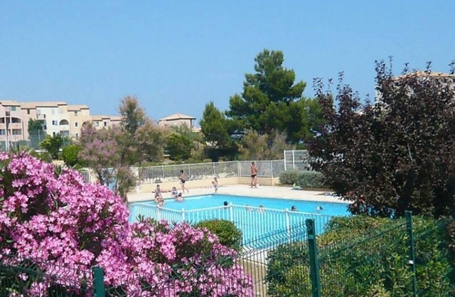 Apartment with garden and pool